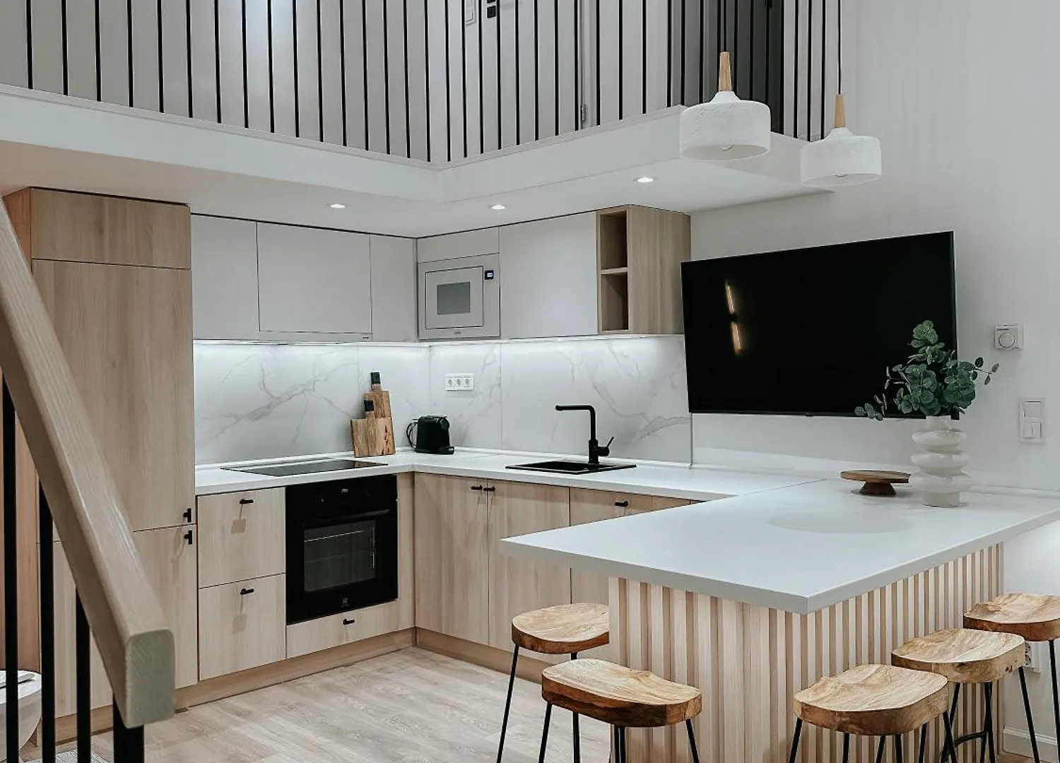 Jokai-J18 Three Bedroom Stylish Suite Budapest