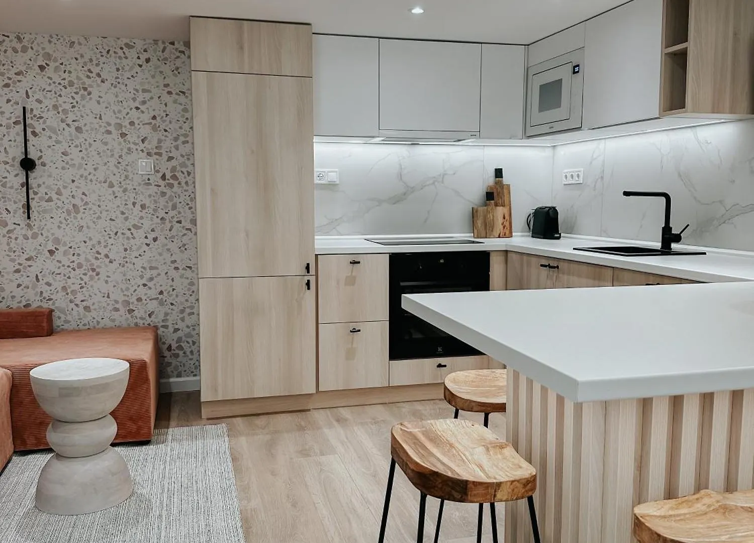 Apartment Jokai-J18 Three Bedroom Stylish Suite Budapest Hungary