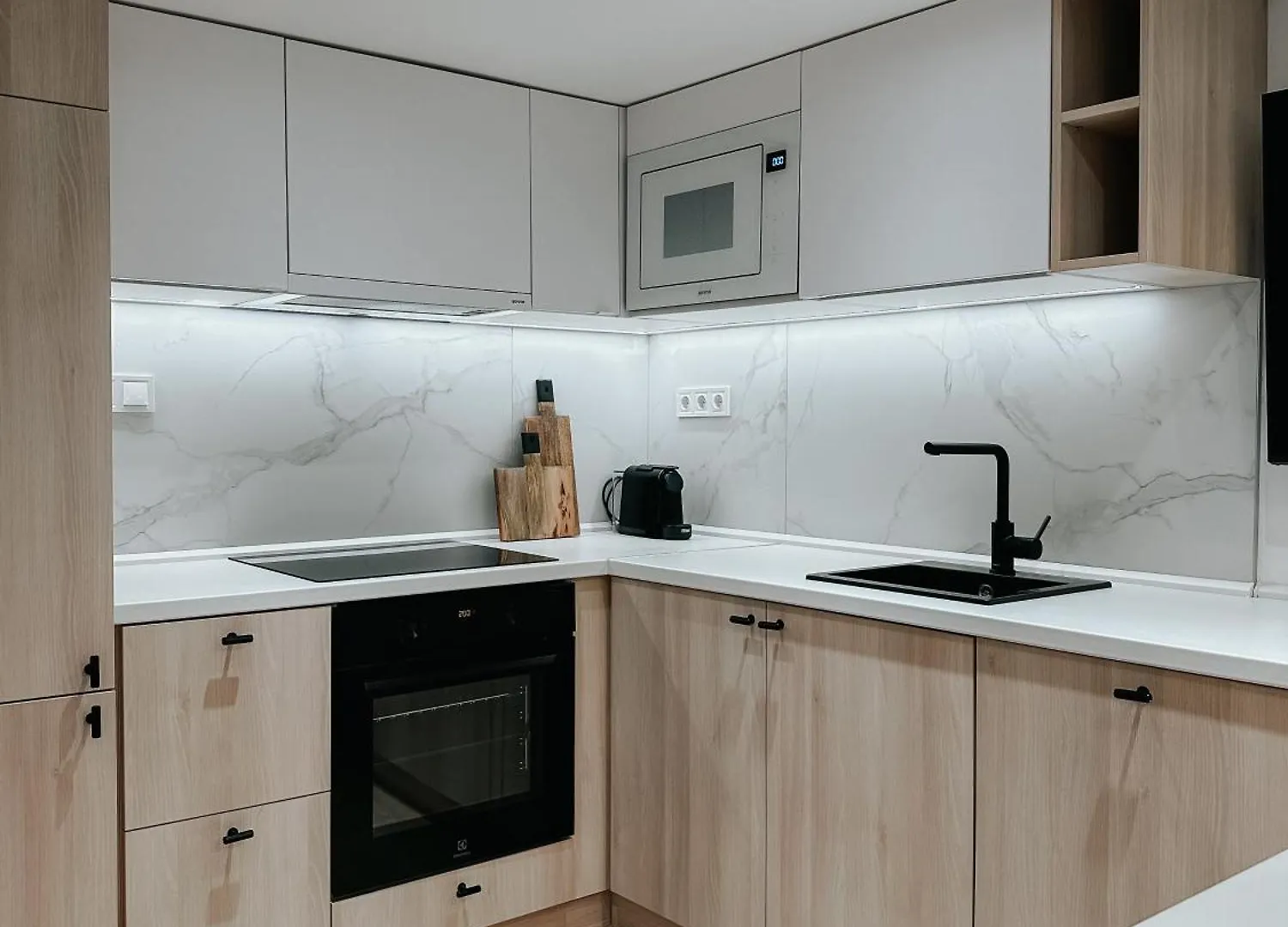 Jokai-J18 Three Bedroom Stylish Suite Budapest